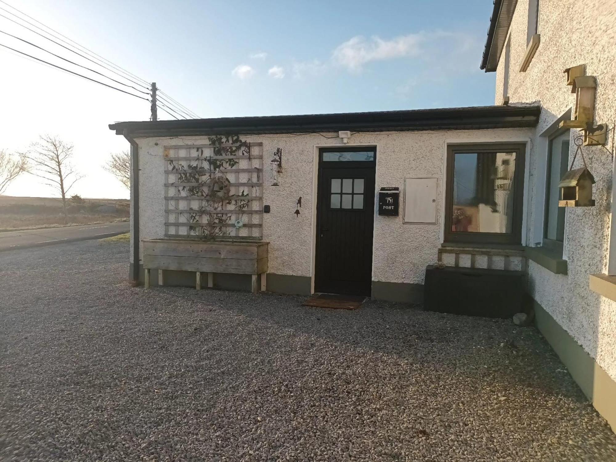 Connemara Lake View Apartment Camus Eighter Exterior photo